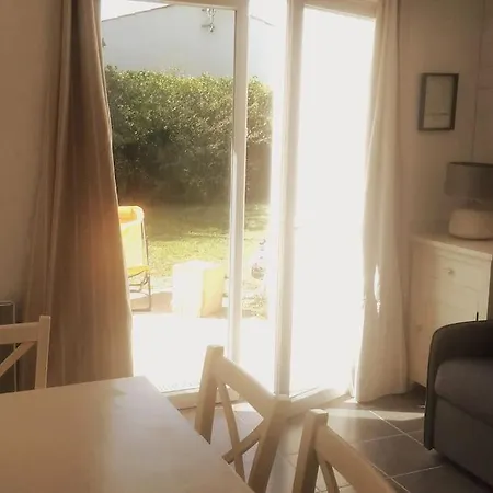 Petite Maison Chaleureuse Avec Piscine * 道拉斯奥莱龙