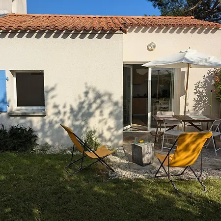 Petite Maison Chaleureuse Avec Piscine * Dolus d'Oléron