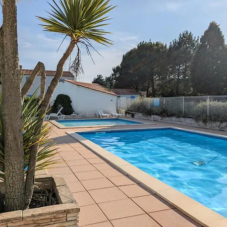 Petite Maison Chaleureuse Avec Piscine 度假居 *
