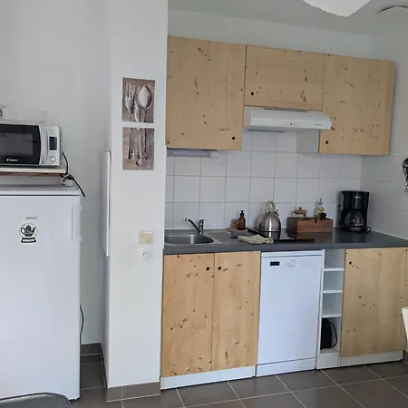 別荘 Petite Maison Chaleureuse Avec Piscine
