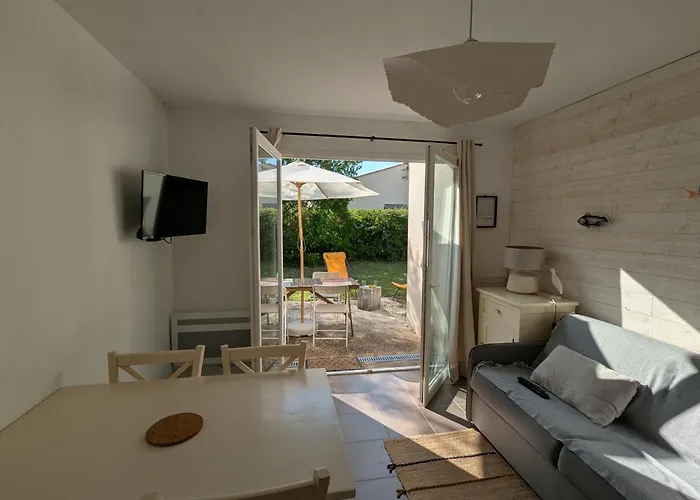 Petite Maison Chaleureuse Avec Piscine * Dolus d'Oléron