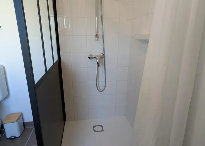 Petite Maison Chaleureuse Avec Piscine Dolus d'Oléron