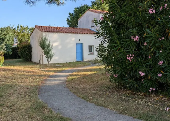 بيت للعطل Petite Maison Chaleureuse Avec Piscine